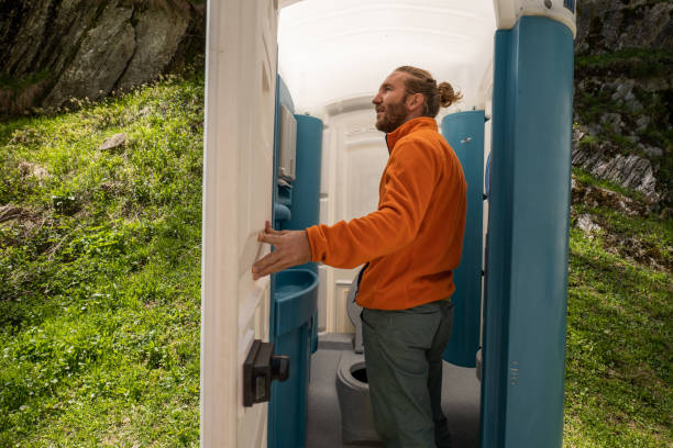Portable Toilet Options We Offer in Stonegate, CO